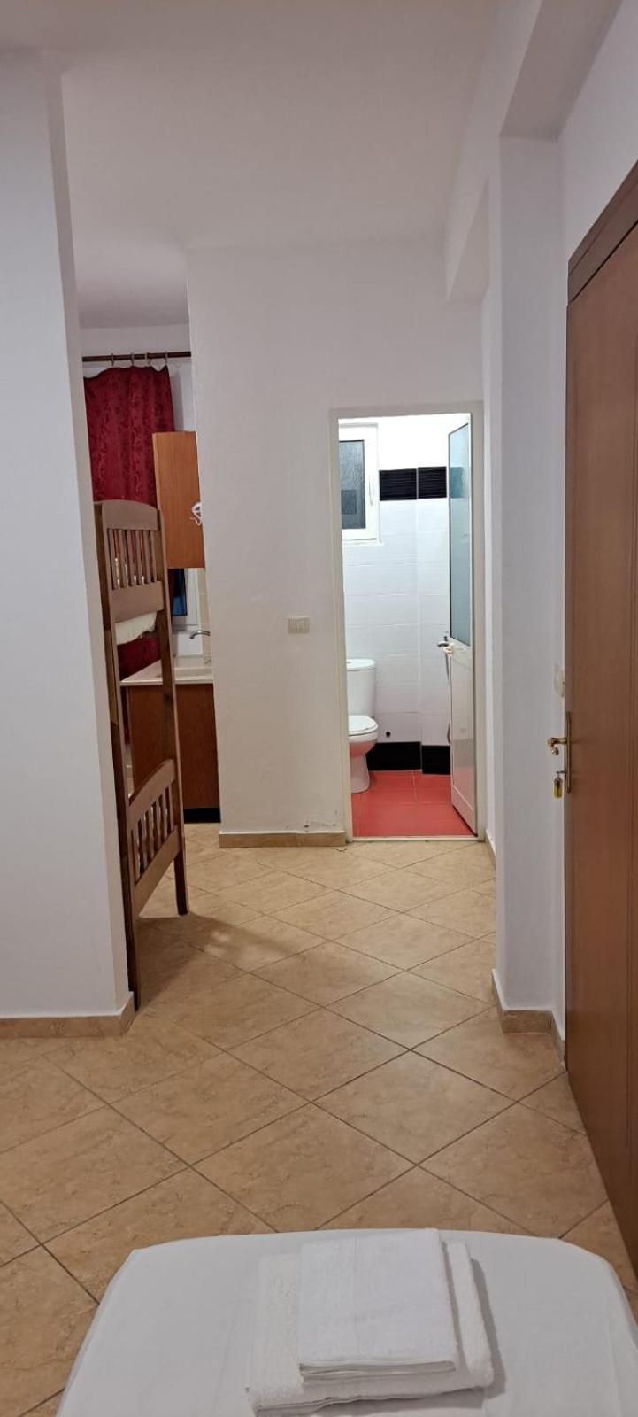 Araniti Apartment Velipoje Exterior photo